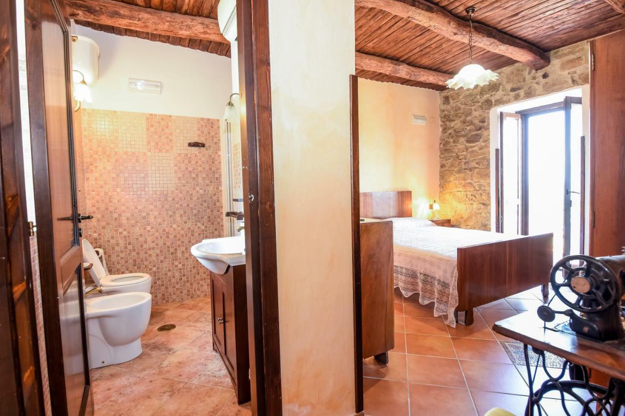 Casale San Martino Bed & Breakfast Laureana Cilento Екстериор снимка